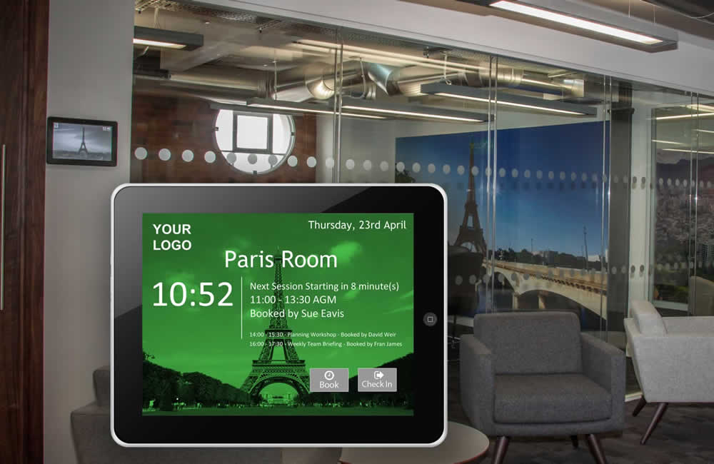 Paris Room compressed Screen signage solutions
